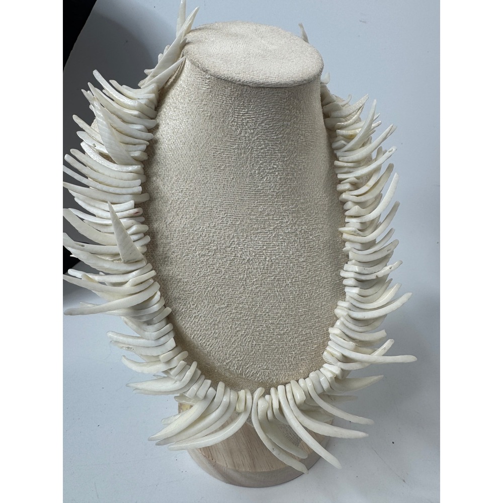 Vintage White Shell Spike Statement Necklace Tribal Boho Fringe 18 Inch Brass